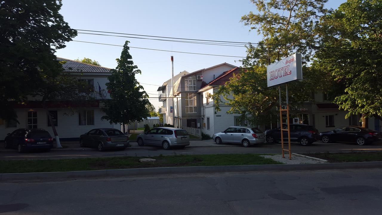Hotel Confort Drochia Exteriör bild
